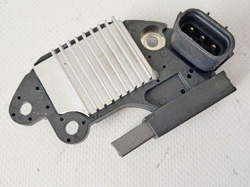 Регулятор напряжения Geely CK 1106010347 2580553453 фото