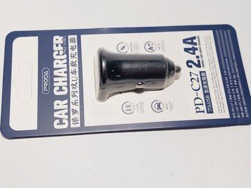 Зарядное устройство автомобильное 2USB 2,4A (Remax) PD-C27